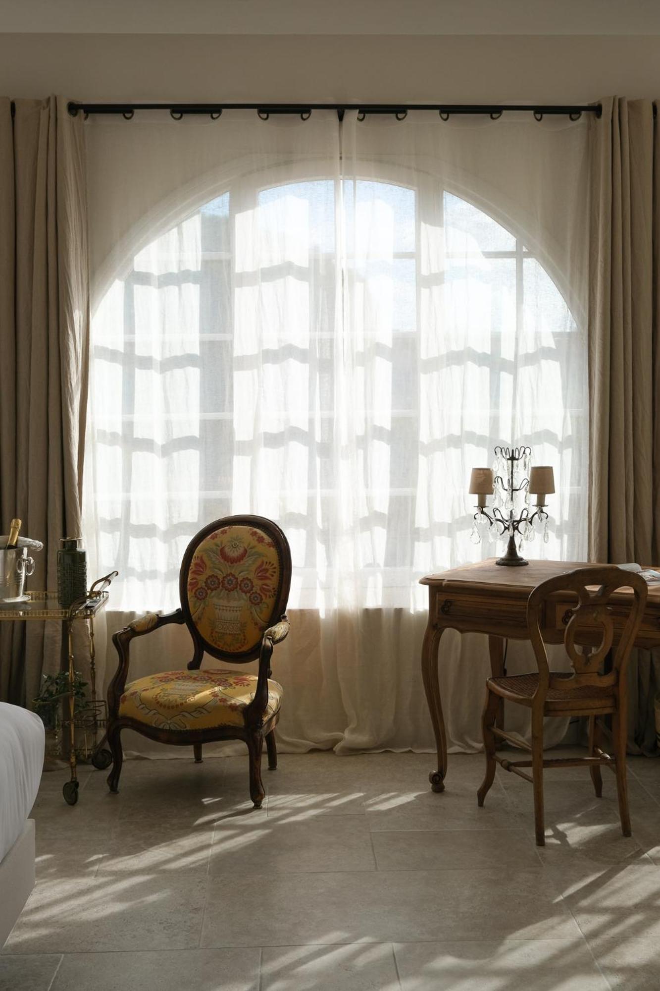 L'Abbaye Hotel Ла-Коль-сюр-Лу Екстер'єр фото